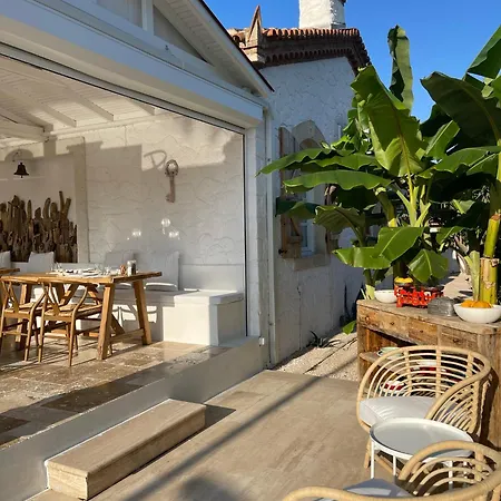 酒店 Anit 阿拉恰特